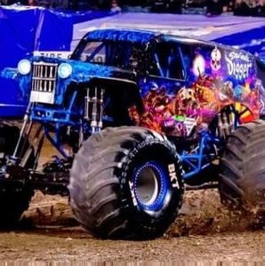 Meet your Posher, Bradley